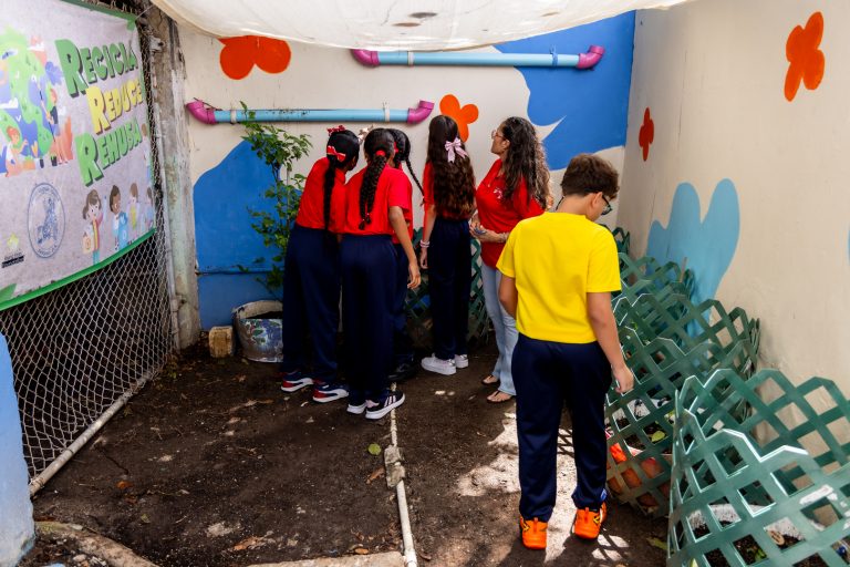 34e2c7032db1eadab5a1b5cf9d75d17b