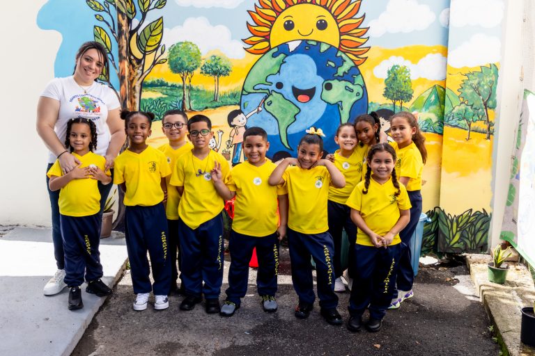 75b439cc4da1c5ee18a252cd16b147f5